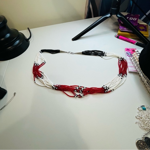 Handmade Native Necklace - Picture 4 of 5